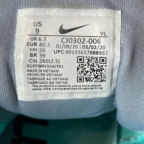 Nike Air Zoom Teal and Black Running Shoes size 9 - Picture 6 of 6